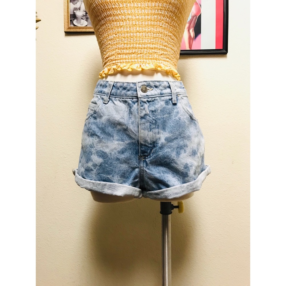 Vintage 90’s Paris Blues jean shorts
